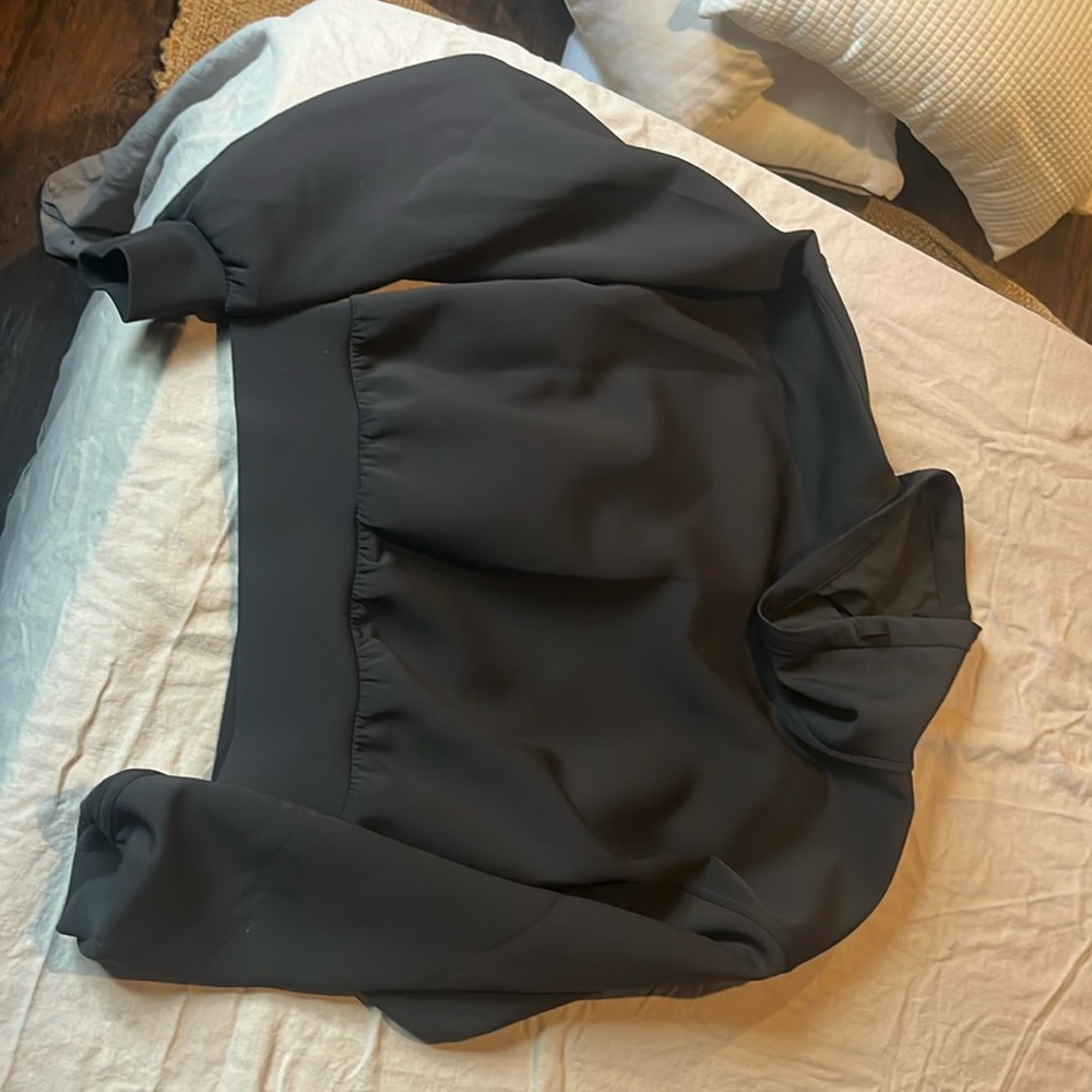 Black Lululemon pullover with mock neck